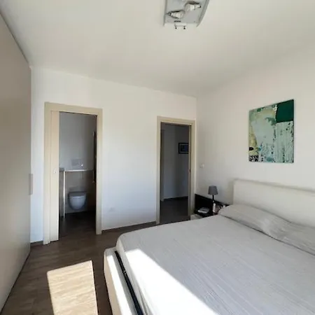 Urban Jungle Apartment Brindisi