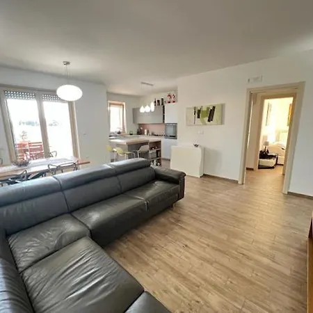 Urban Jungle شقة *